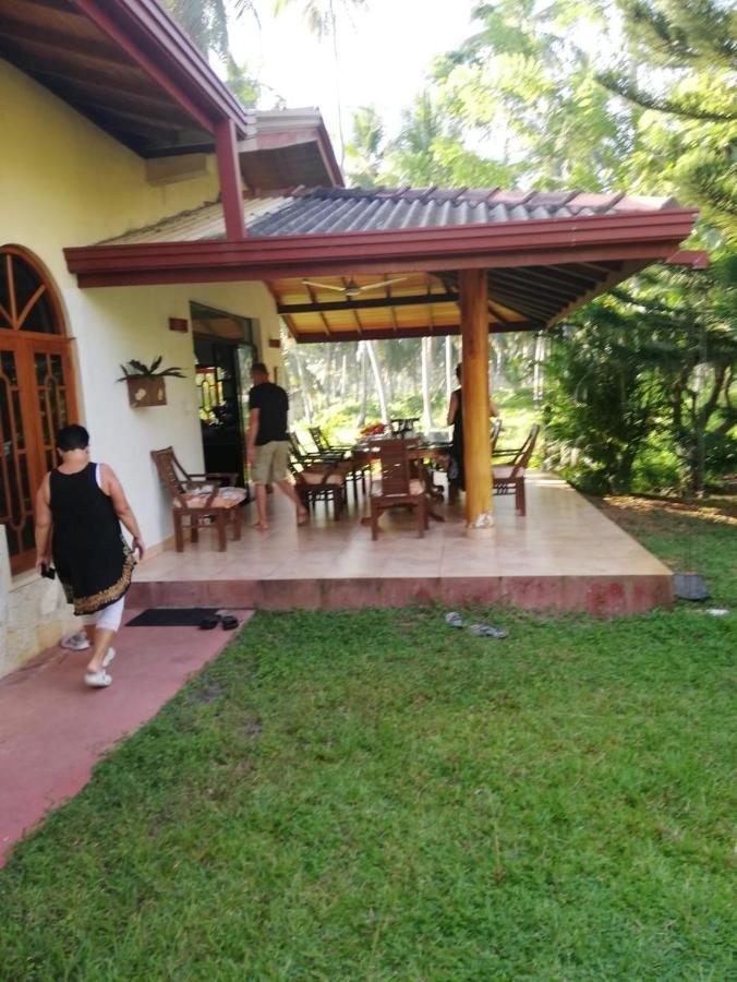 Zum Deutschen Bed & Breakfast Bentota Exterior photo